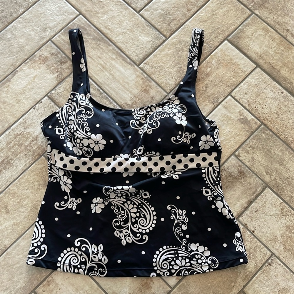 St. John’s Bay swim tankini top, size 14